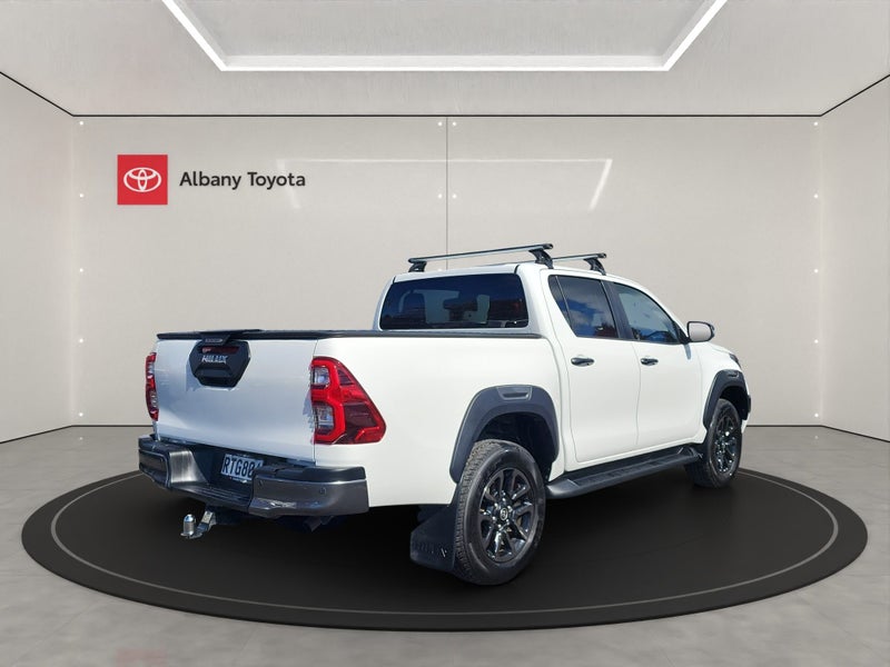 2020 Toyota Hilux SR5 CRUISER 2.8DT 6AT 4WD DCW... image 3