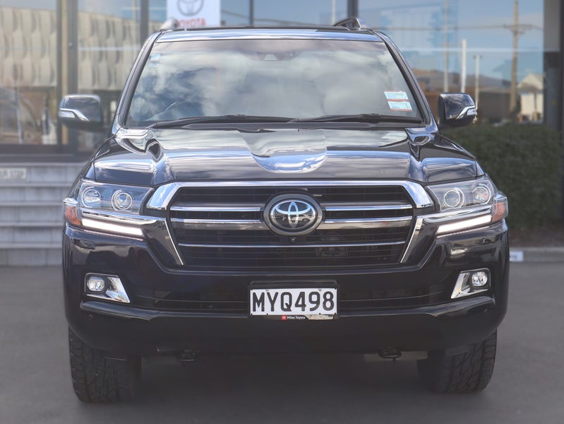 2020 Toyota Land Cruiser 200 VX Limited 4.5 V8 image 2