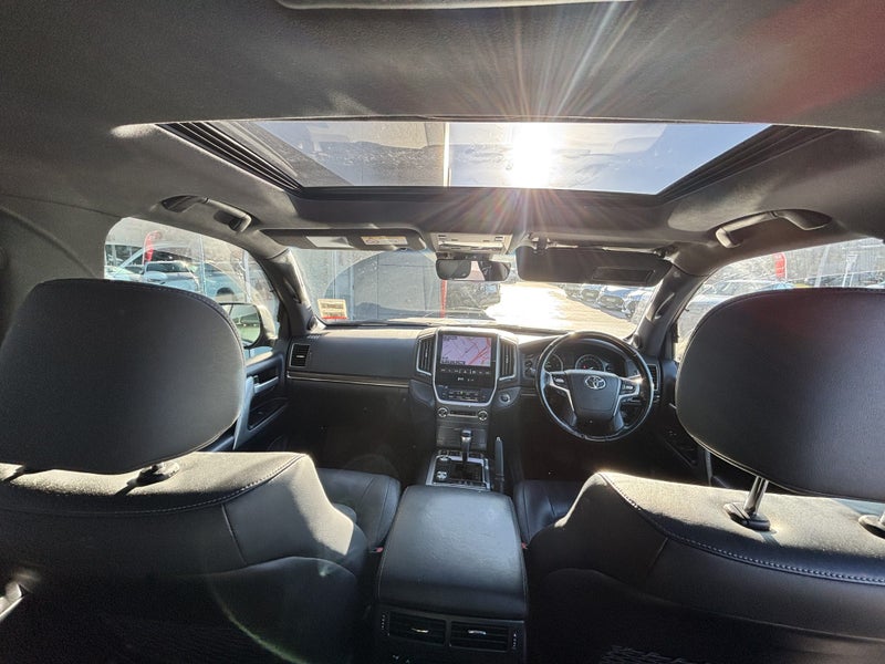 2020 Toyota Land Cruiser Landcruiser VX Limited... image 2
