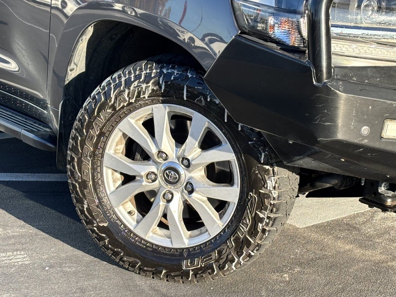 2020 Toyota Land Cruiser Landcruiser VX Limited... image 5