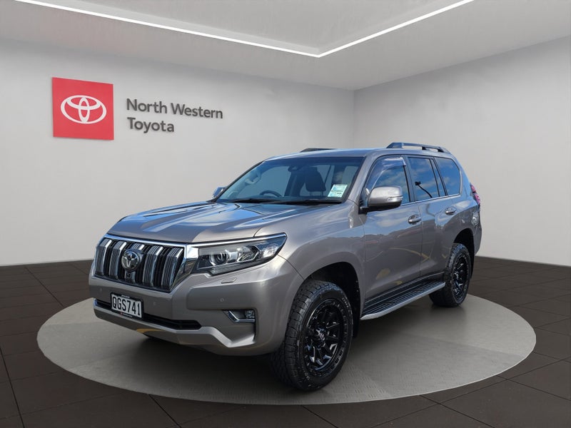 2020 Toyota Land Cruiser Prado VX 2.8D 6AT 4WD... image 3