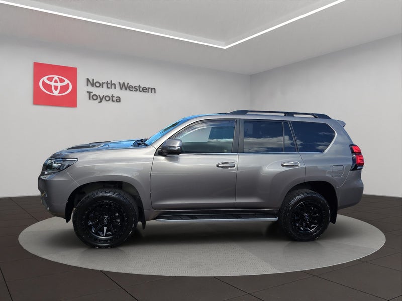 2020 Toyota Land Cruiser Prado VX 2.8D 6AT 4WD... image 4