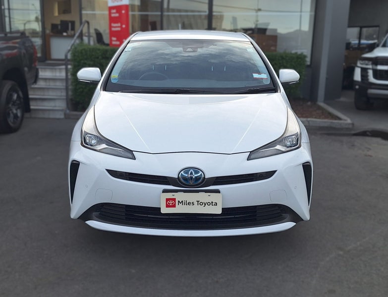 2020 Toyota Prius 1.8 Hybrid 5 Door Hatch image 2
