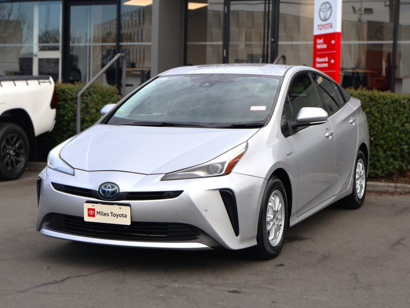 2020 Toyota Prius 1.8 Hybrid S, Push Start image 3