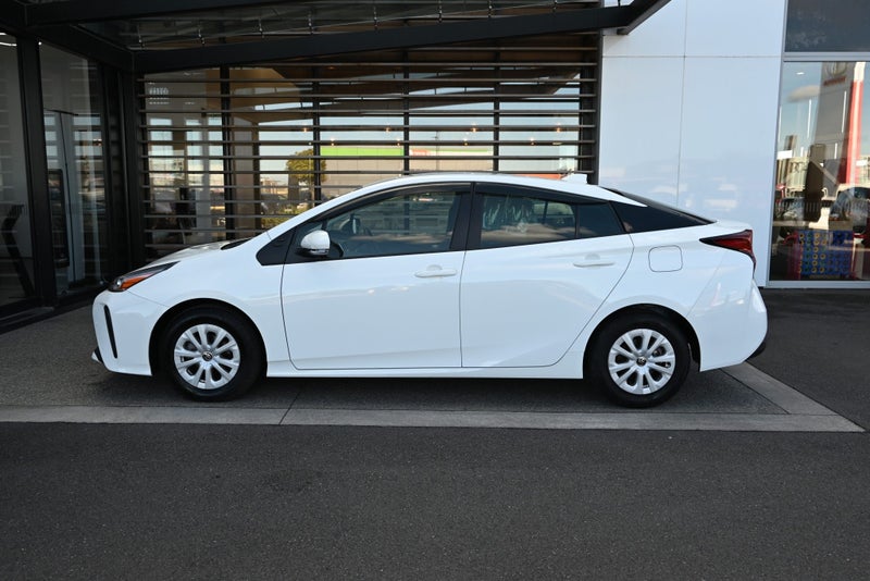 2020 Toyota Prius 1.8 Petrol Hybrid E FWD Hatch... image 3