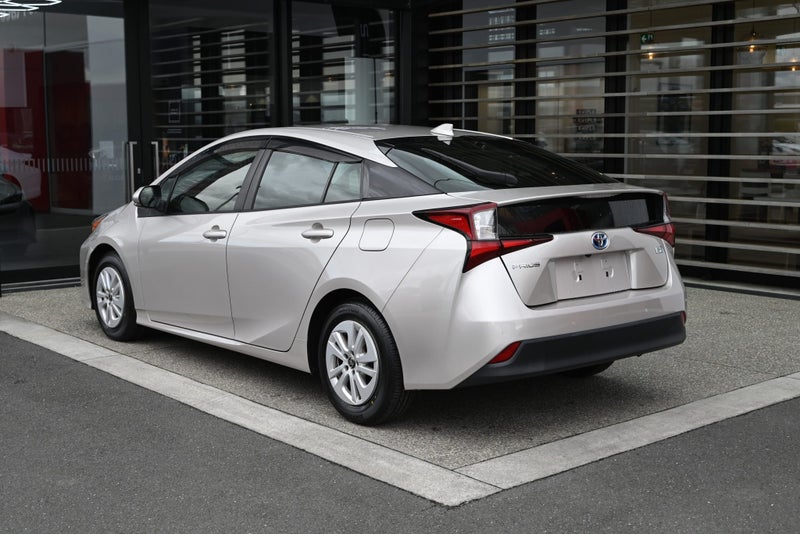 2020 Toyota Prius 1.8 Petrol Hybrid S FWD Hatch... image 2