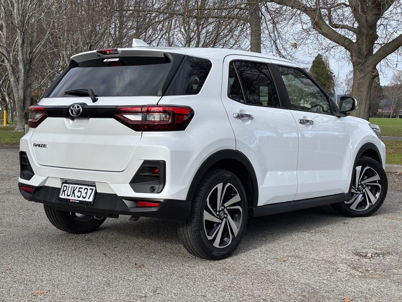 2020 Toyota Raize 1.0P Z 5 Dr SUV CVT 2WD image 5