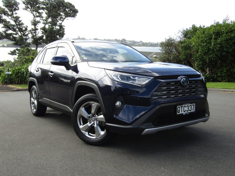 2020 Toyota RAV4 2.5 Hybrid image 1