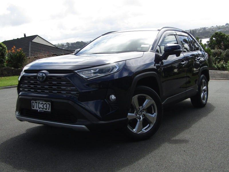 2020 Toyota RAV4 2.5 Hybrid image 3