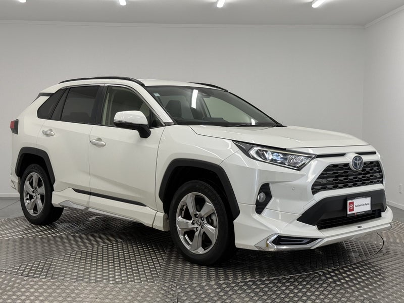 2020 Toyota RAV4 2.5 Hybrid G image 1