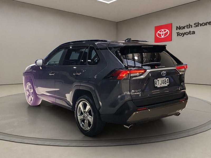 2020 Toyota RAV4 2.5L Hybrid G AWD SUV image 5