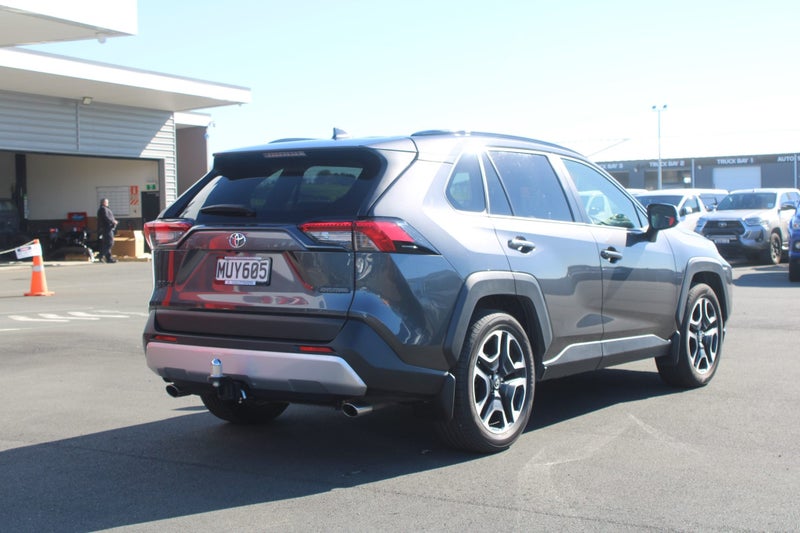 2020 Toyota RAV4 Adventure 2.5P 8AT AWD SUV/5D/... image 3