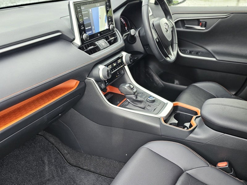 2020 Toyota RAV4 Adventure 2.5P 8AT AWD SUV/5D/5S image 4