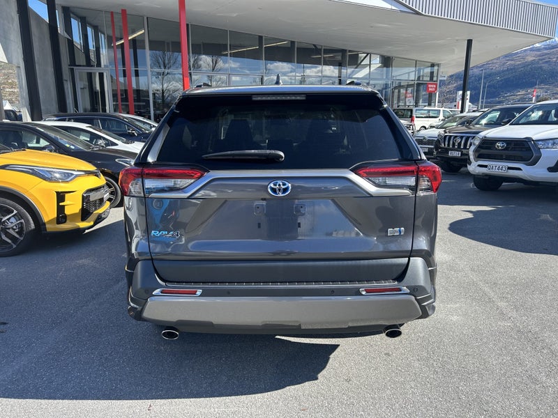 2020 Toyota RAV4 G hybrid 4WD image 3