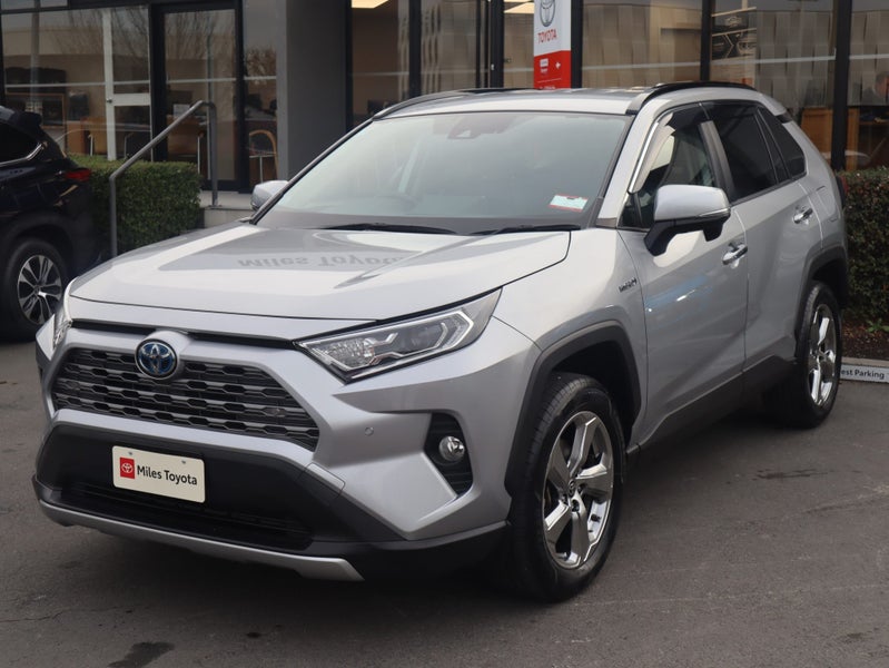 2020 Toyota RAV4 G HYBRID, AWD/4WD, Leather image 3