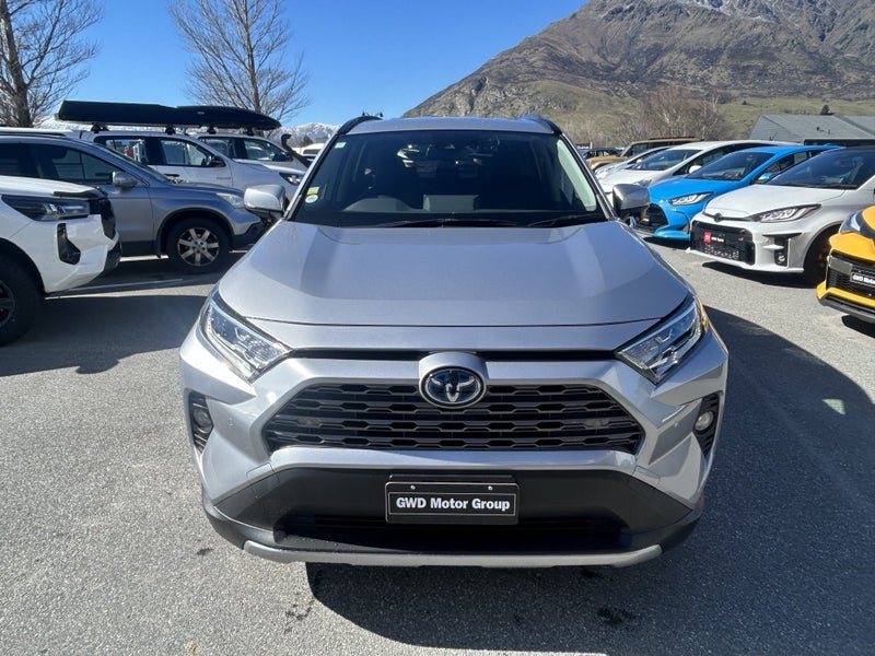 2020 Toyota RAV4 G spec image 2