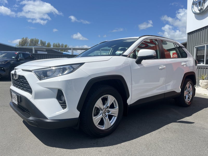 2020 Toyota RAV4 GX 2.0P CVT FWD Automatic SUV image 3