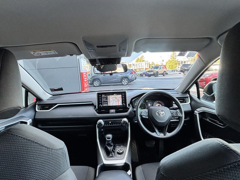 2020 Toyota RAV4 GX 2.5 HYBRID POPULAR SUV image 2