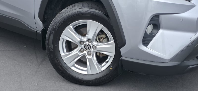 2020 Toyota RAV4 GX 2.5 HYBRID POPULAR SUV image 4