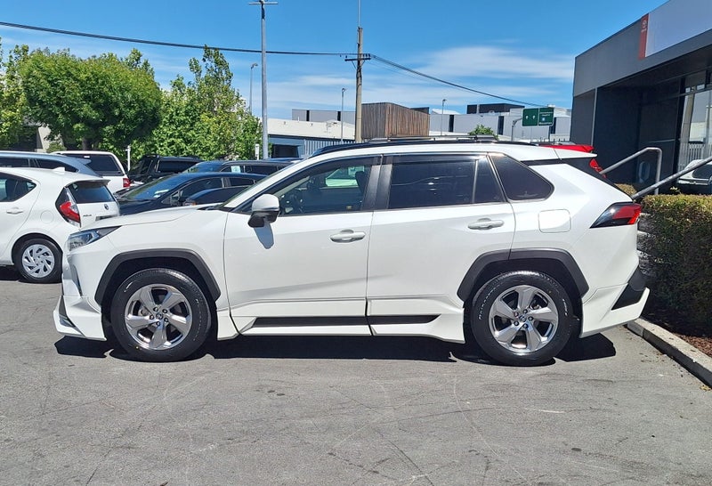 2020 Toyota RAV4 HYBRID X 2WD, Push Start image 4