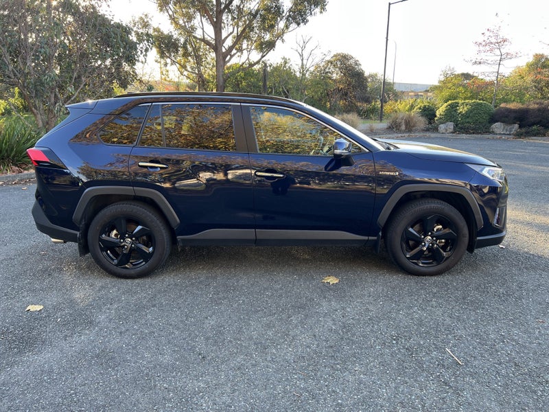 2020 Toyota RAV4 Limited 2.5P HV image 4