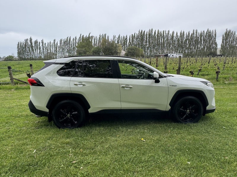 2020 Toyota RAV4 Limited 2.5P HV ECVT AWD SUV/5... image 2