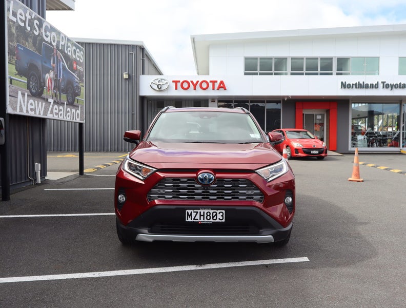 2020 Toyota RAV4 Limited 2.5PH/4WD/HD image 2