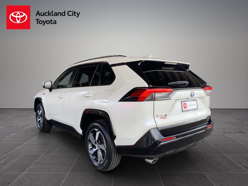 2020 Toyota RAV4 PHV G Z SUV 2.5 4WD 5 Door image 5