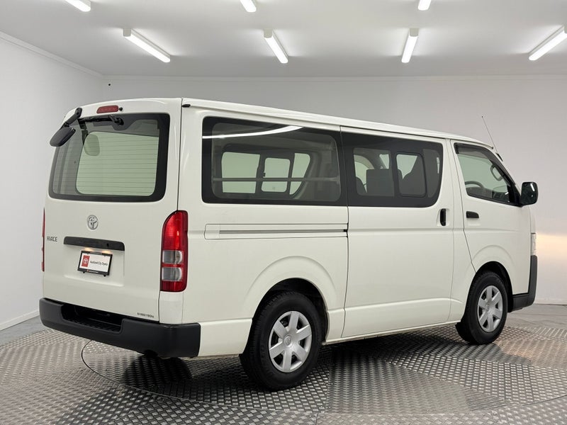 2020 Toyota Regius Ace 2.8D DX GL Package image 3