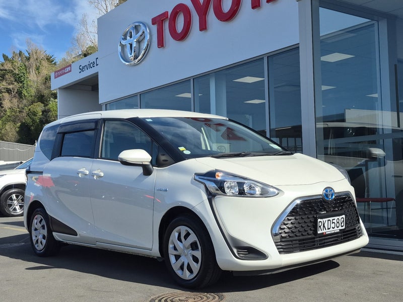 2020 Toyota Sienta 1.5P Hybrid X 7 Seats image 1