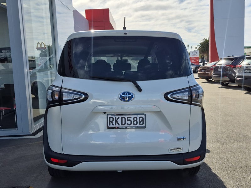2020 Toyota Sienta 1.5P Hybrid X 7 Seats image 4