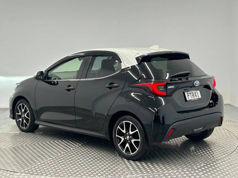 2020 Toyota Yaris 1.5 Hybrid G image 5