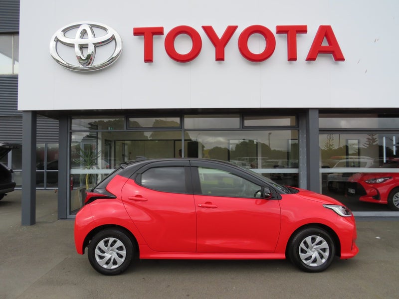 2020 Toyota Yaris 1.5 Hybrid G image 4