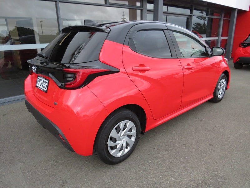 2020 Toyota Yaris 1.5 Hybrid G image 5