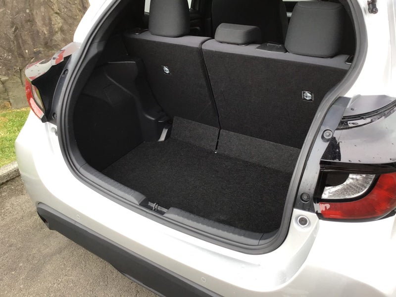 2020 Toyota Yaris 1.5 Hybrid X 5 Dr Hatch CVT 2... image 5