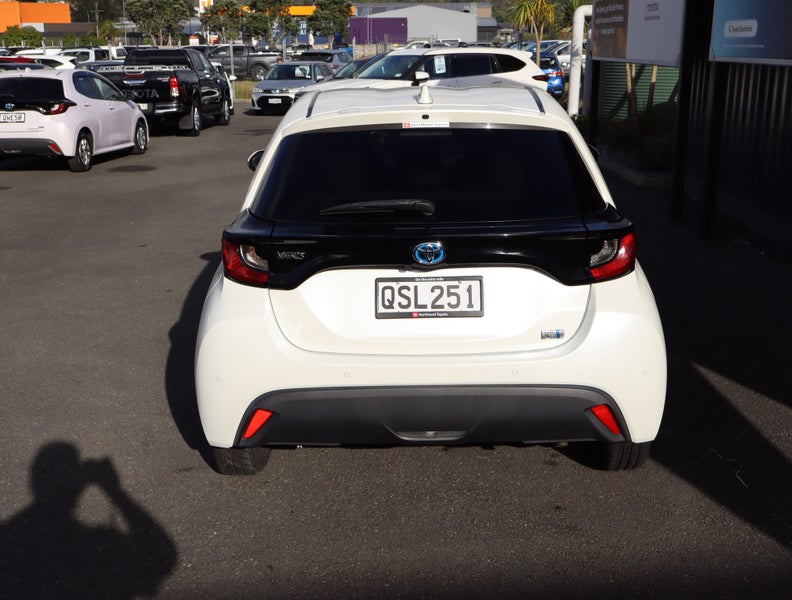 2020 Toyota Yaris 1.5 Hybrid X 5 Dr Hatch CVT 2WD image 3
