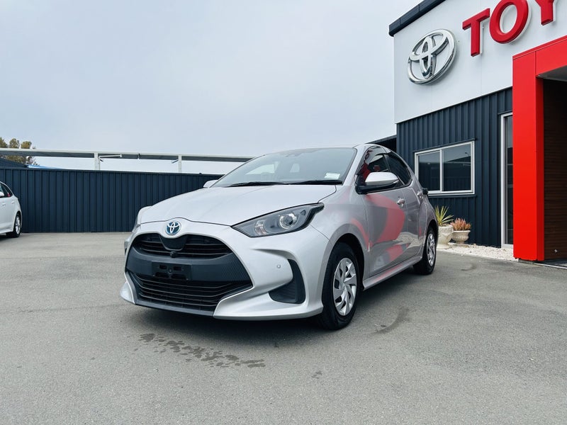 2020 Toyota Yaris 1.5 Hybrid X Automatic Hatch... image 3