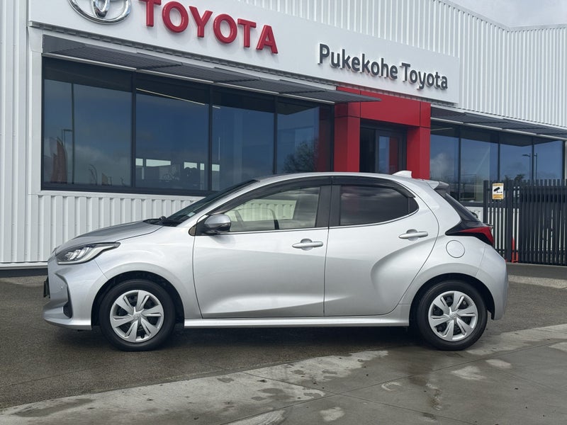 2020 Toyota Yaris 1.5 Hybrid Z 5 Dr Hatch image 4