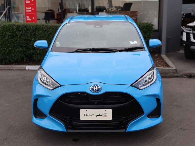 2020 Toyota Yaris 1.5 Hybrid Z 5 Dr Hatch CVT 2... image 2