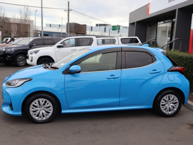 2020 Toyota Yaris 1.5 Hybrid Z 5 Dr Hatch CVT 2... image 4