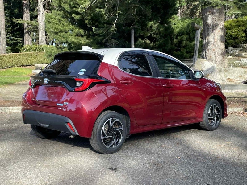 2020 Toyota Yaris 1.5 Hybrid Z 5 Dr Hatch CVT image 4