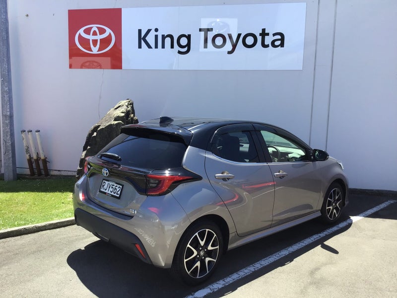 2020 Toyota Yaris 1.5 Hybrid Z Hatch image 5