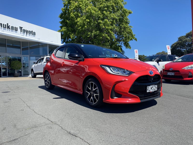 2020 Toyota Yaris 1.5 Hybrid Z Hatch image 1