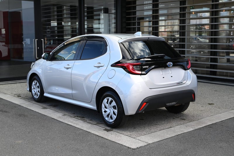 2020 Toyota Yaris 1.5 Petrol Hybrid G FWD Hatch... image 2