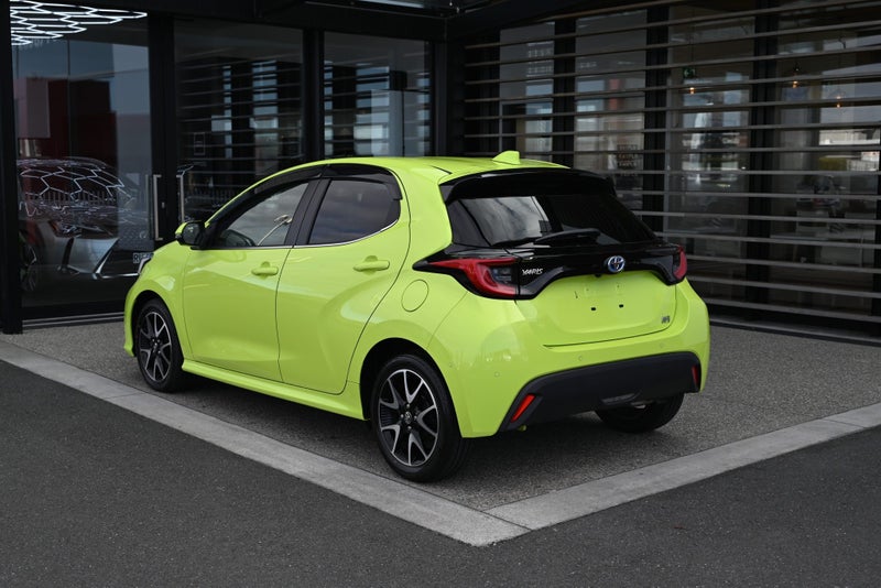 2020 Toyota Yaris 1.5 Petrol Hybrid Z FWD Hatch... image 2