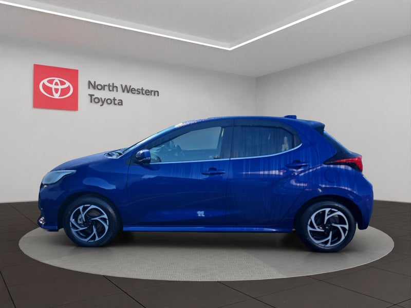 2020 Toyota Yaris 1.5L Hybrid Z 2WD Hatchback image 4