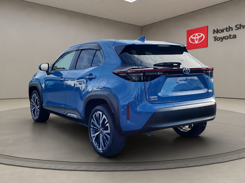 2020 Toyota Yaris 1.5L Hybrid Z FWD SUV image 5