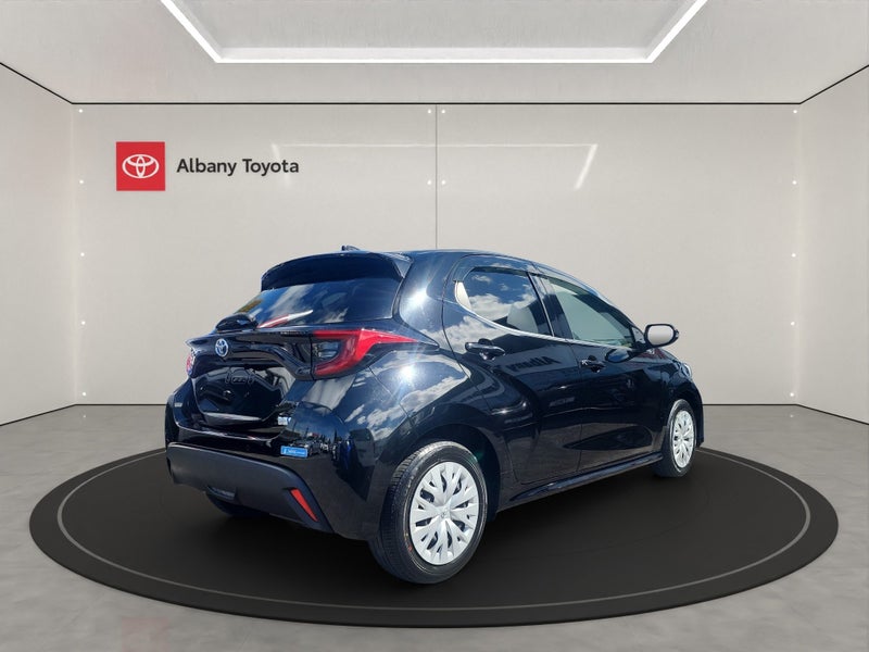 2020 Toyota Yaris 1.5P/Hybrid image 3