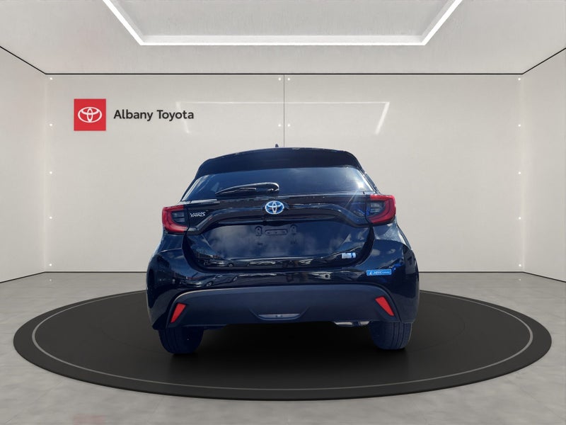 2020 Toyota Yaris 1.5P/Hybrid image 4