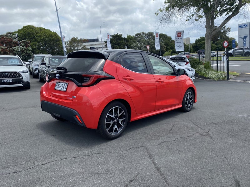 2020 Toyota Yaris 1.5P Hybrid Z Hatch image 2